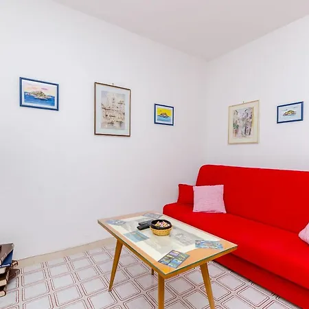 Neven Apartmán
