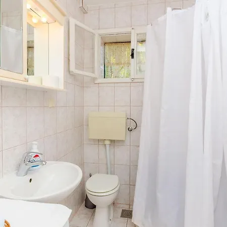 Neven Διαμέρισμα